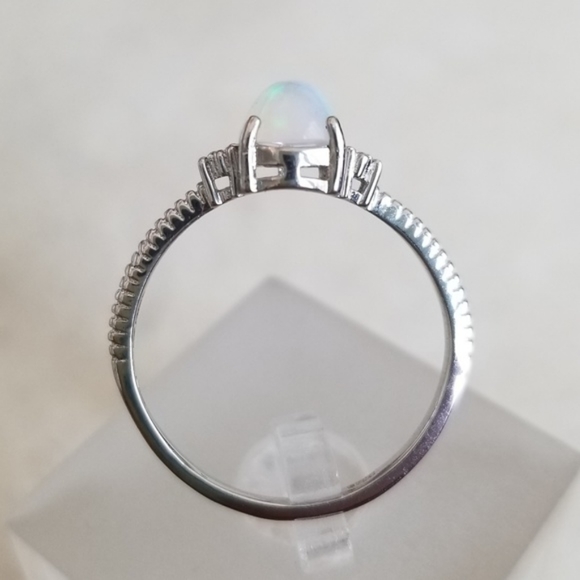 Sterling Natural Opal & Diamonds Ring - Picture 4 of 8